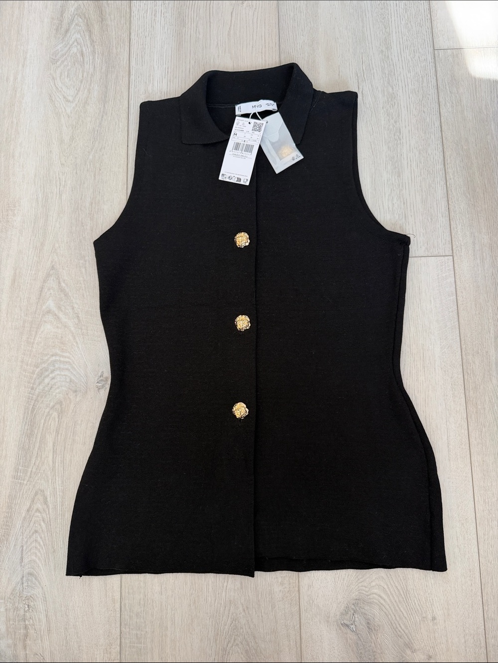 Mango NWT Black Sleeveless Knit Vest Gold Buttons Size M